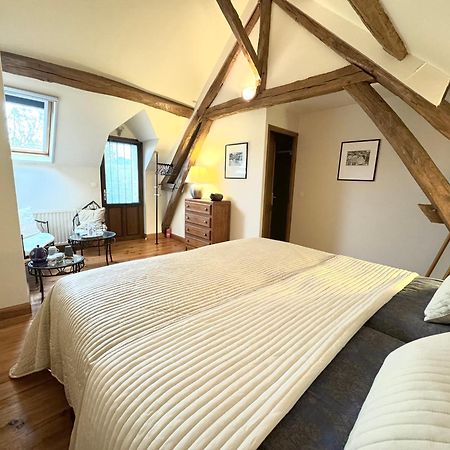 Le Moulin D Olivet Bed & Breakfast Orbigny Dış mekan fotoğraf