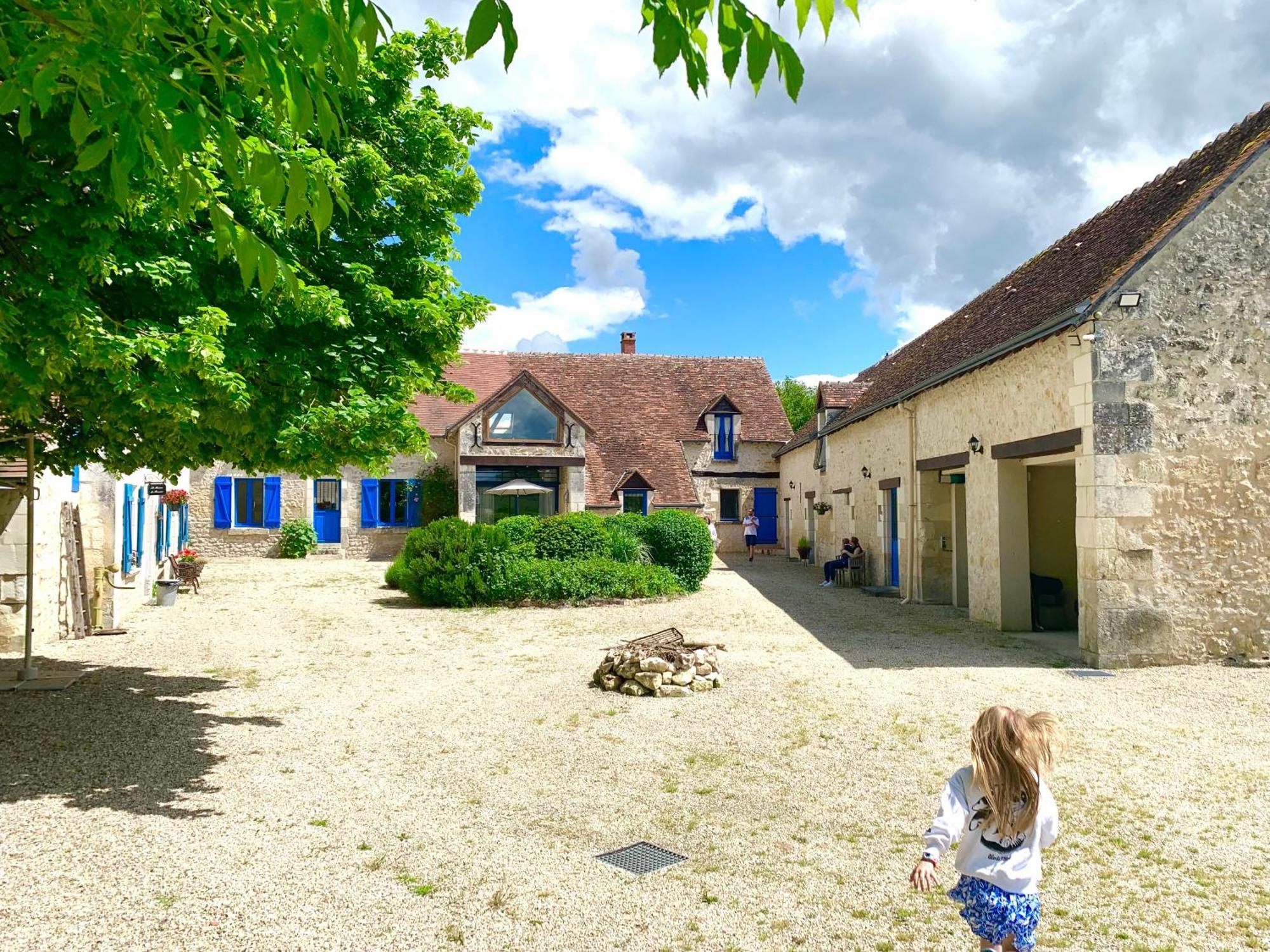 Le Moulin D Olivet Bed & Breakfast Orbigny Dış mekan fotoğraf